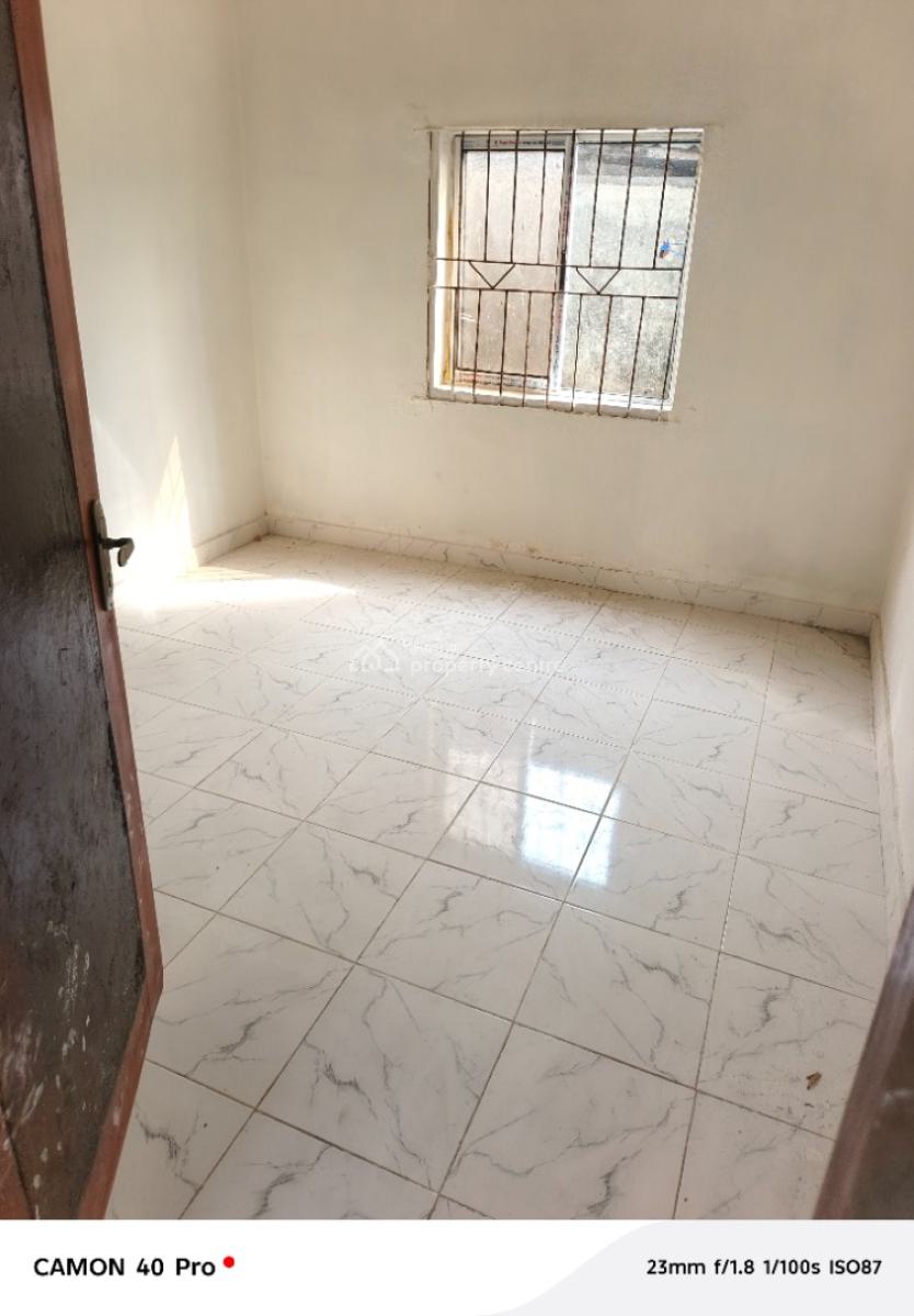 Ground Floor Mini Flat, Babs Animashaun - Orile, Surulere, Lagos, Mini Flat (room and Parlour) for Rent
