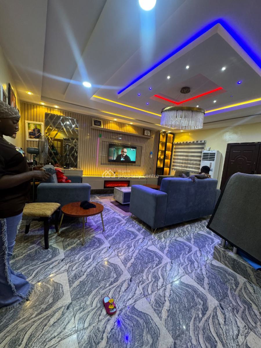 3 Bedroom with a Self Con, Agunfoye, Igbogbo, Ikorodu, Lagos, Detached Bungalow for Sale