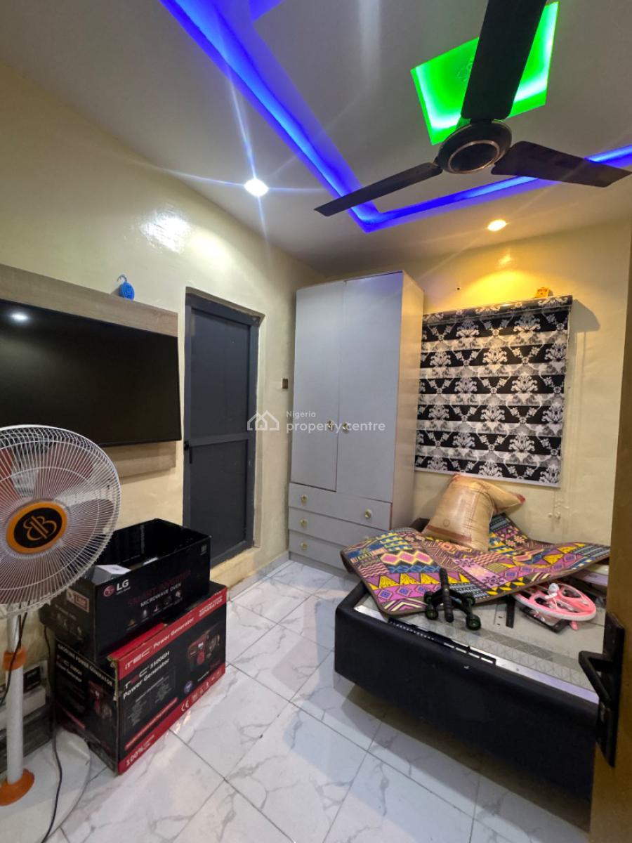 3 Bedroom with a Self Con, Agunfoye, Igbogbo, Ikorodu, Lagos, Detached Bungalow for Sale