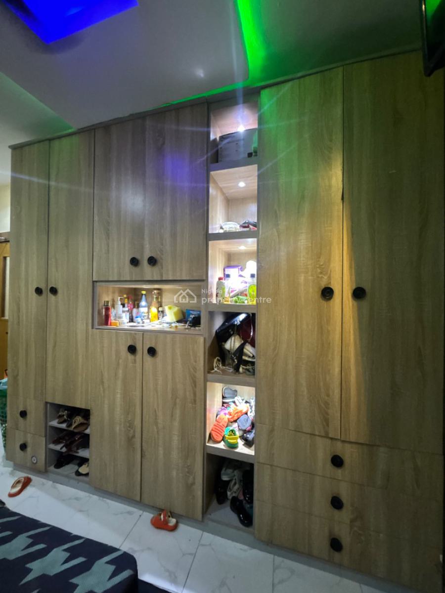 3 Bedroom with a Self Con, Agunfoye, Igbogbo, Ikorodu, Lagos, Detached Bungalow for Sale