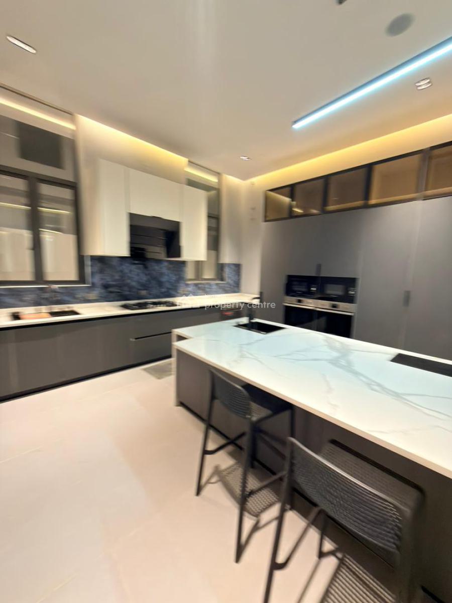 8bedrooms Mansion with 2rooms Bq, Main, Asokoro District, Abuja, Detached Duplex for Sale