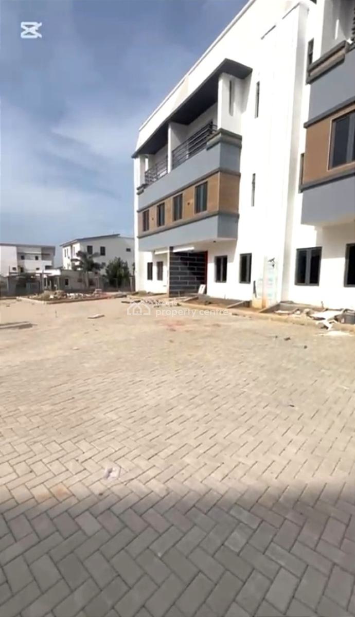 4bedrooms Terrace Duplex with Bq, Tarred Road, Wuye, Abuja, Terraced Duplex for Rent