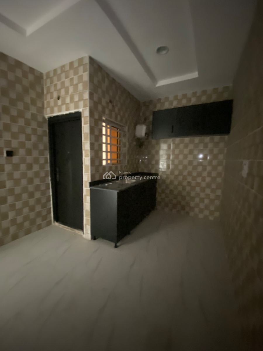 an Executive One Room Selfcon, Thera Estate Sangotedo Around Blenco Mall Ajah, Lekki, Lagos, Self Contain (single Rooms) for Rent