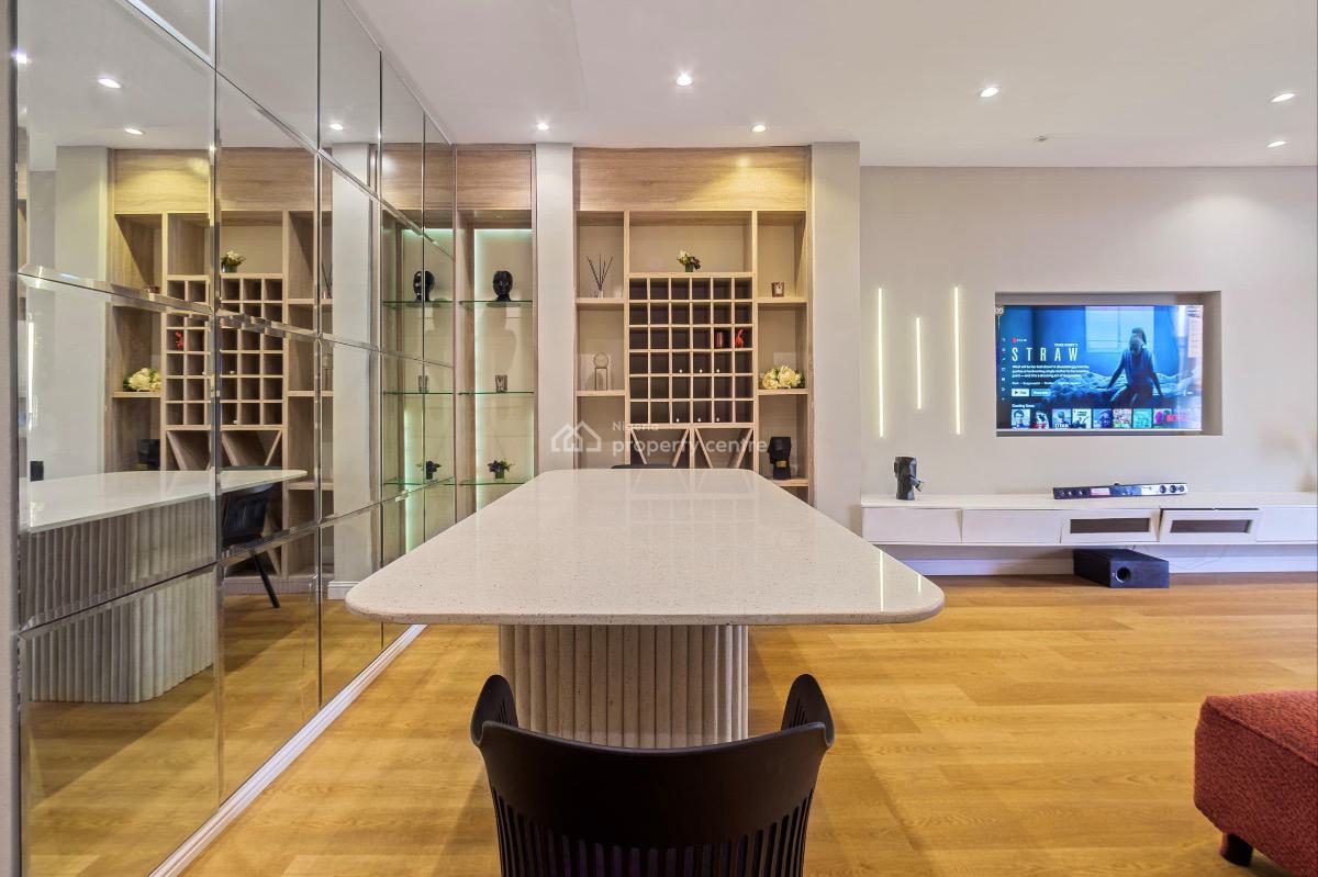 Luxury 3bedroom Waterfront, Admiralty Way, Lekki Phase 1, Lekki, Lagos, Flat / Apartment Short Let