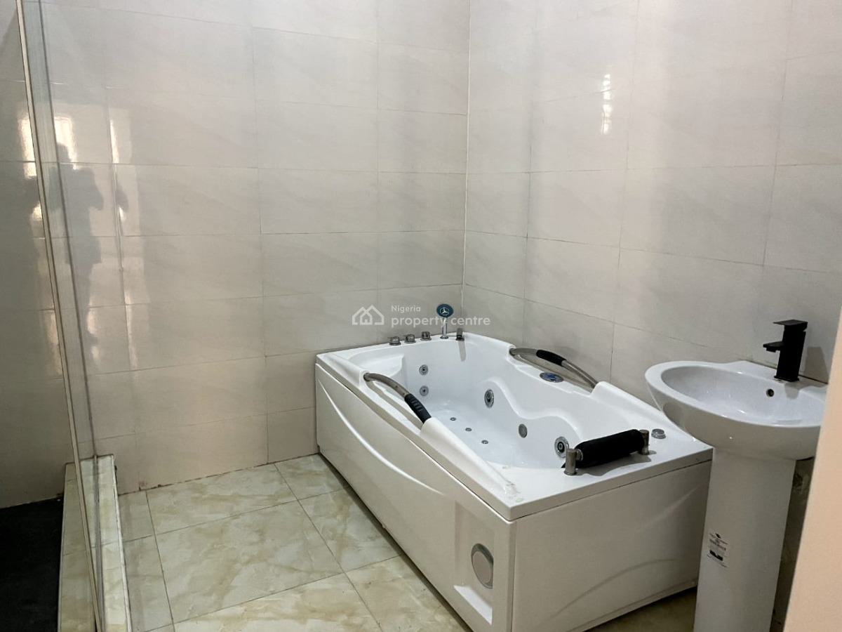 Spacious 4 Bedroom Terrace Duplex in a Secured Estate in Chevron Drive, Chevron Drive, Lekki, Lagos, Terraced Duplex for Rent