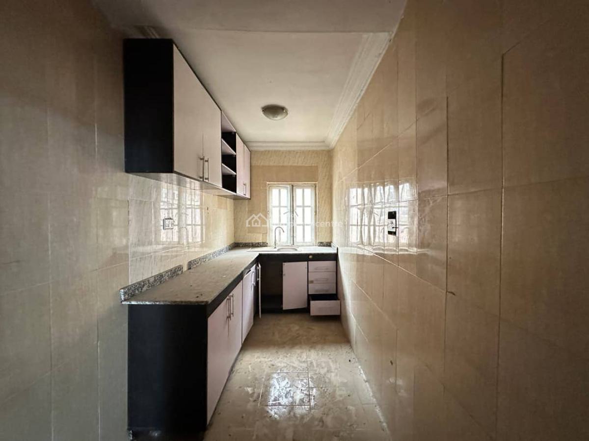 Spacious 3 Bedroom Flat Apartment, Badore, Ajah, Lagos, Flat / Apartment for Rent