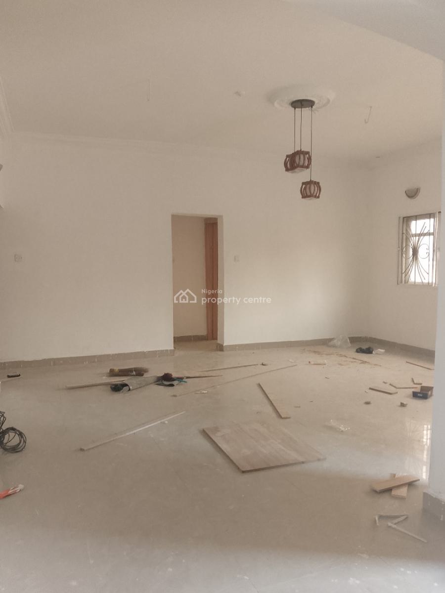 Very Spacious and Newly Renovated 3bedroom Flat, Ilaje Mobile Road, Ajah, Lagos, Flat / Apartment for Rent
