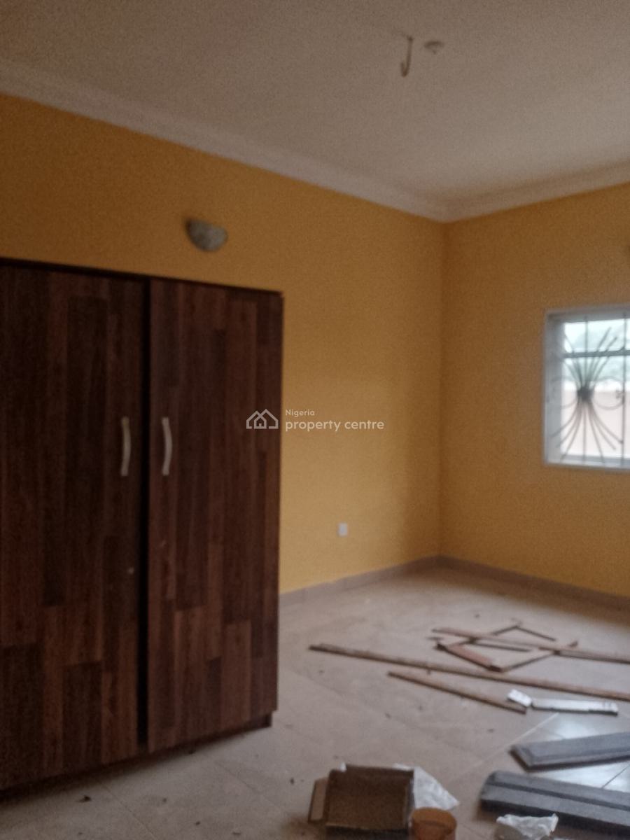 Very Spacious and Newly Renovated 3bedroom Flat, Ilaje Mobile Road, Ajah, Lagos, Flat / Apartment for Rent