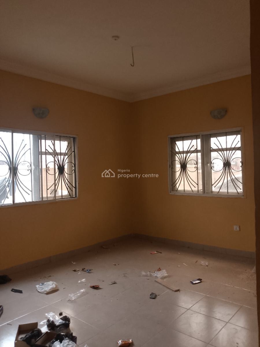 Very Spacious and Newly Renovated 3bedroom Flat, Ilaje Mobile Road, Ajah, Lagos, Flat / Apartment for Rent