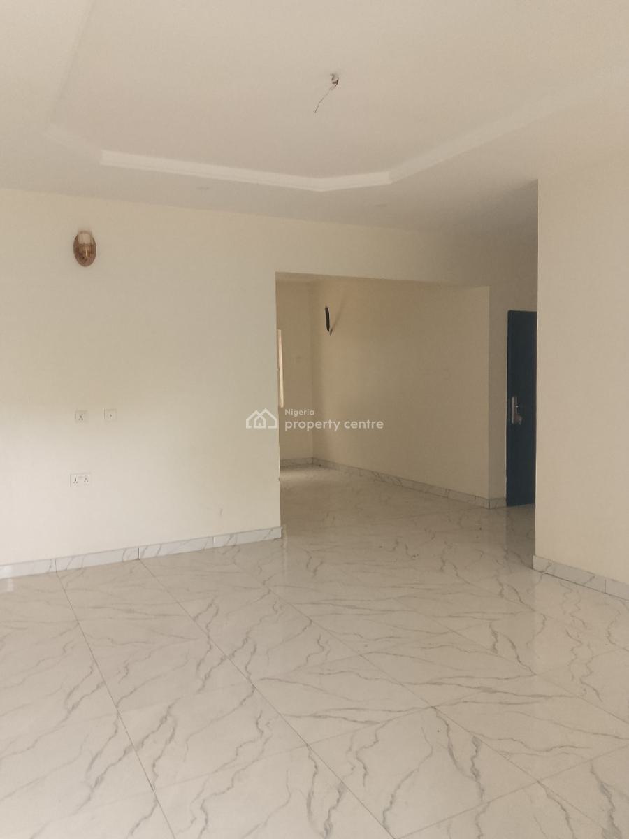 Very Spacious 3bedroom Flats, Ilaje Mobile Road, Ajah, Lagos, Flat / Apartment for Rent