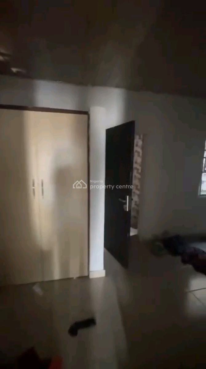 2 Bedroom Upstairs All Room En-suite with Guest Toilet, Soluyi, Gbagada, Lagos, Flat / Apartment for Rent