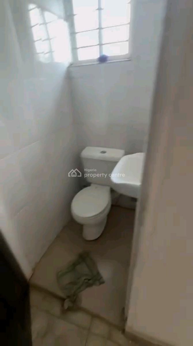 2 Bedroom Upstairs All Room En-suite with Guest Toilet, Soluyi, Gbagada, Lagos, Flat / Apartment for Rent