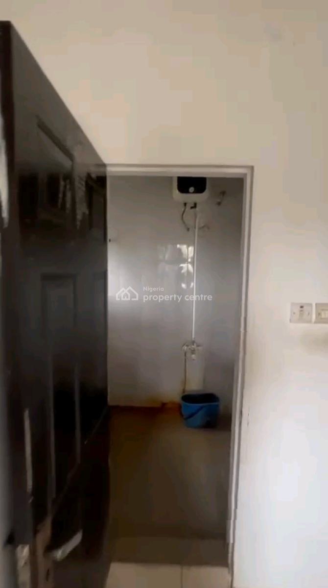 2 Bedroom Upstairs All Room En-suite with Guest Toilet, Soluyi, Gbagada, Lagos, Flat / Apartment for Rent