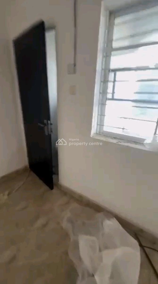 2 Bedroom Upstairs All Room En-suite with Guest Toilet, Soluyi, Gbagada, Lagos, Flat / Apartment for Rent