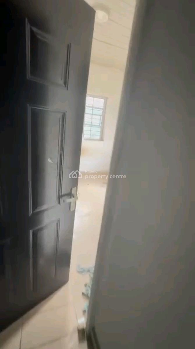 2 Bedroom Upstairs All Room En-suite with Guest Toilet, Soluyi, Gbagada, Lagos, Flat / Apartment for Rent