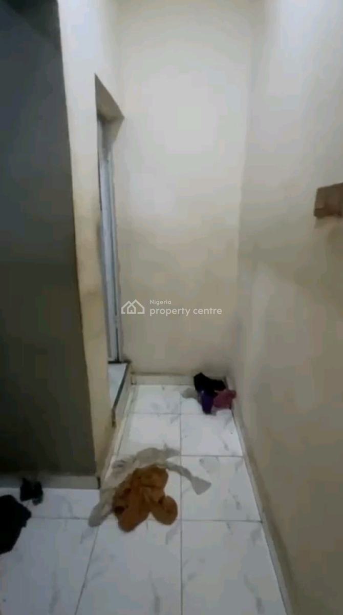 a Relatively New and Decent Roomself Contain, Upstairs, Off Market Street, Shomolu, Lagos, Self Contain (single Rooms) for Rent