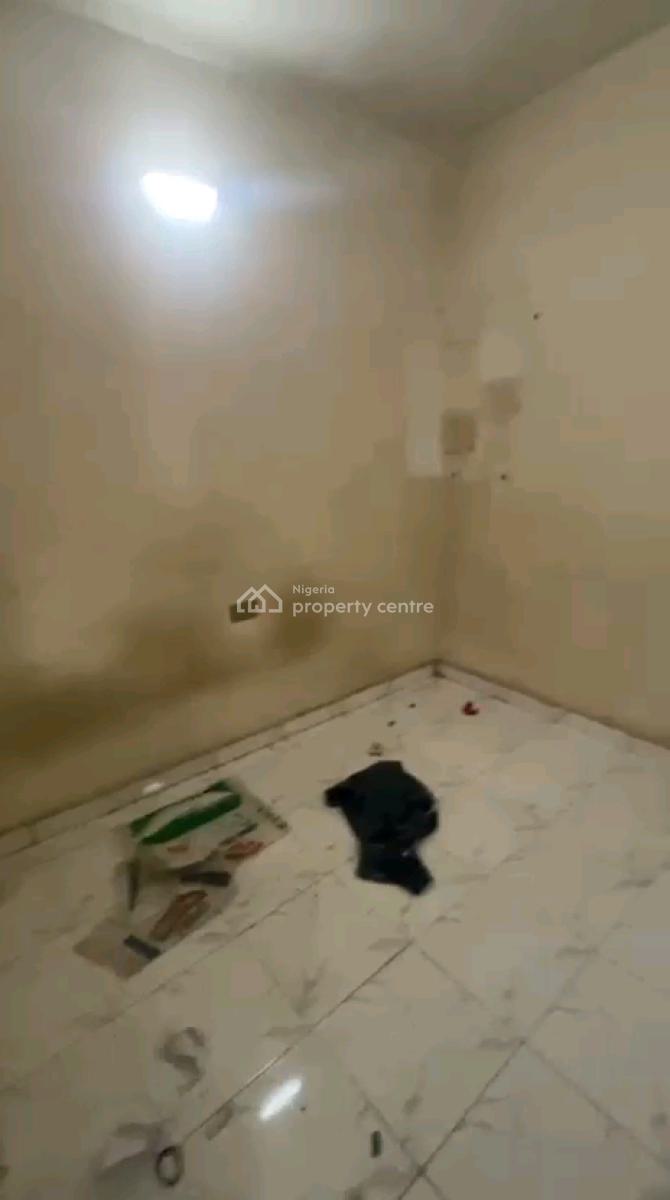 a Relatively New and Decent Roomself Contain, Upstairs, Off Market Street, Shomolu, Lagos, Self Contain (single Rooms) for Rent