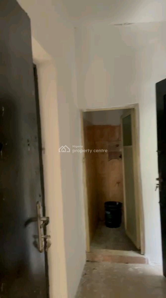 a Newly Renovated Standard Miniflat on Ground Floor with 1t and Bath, Off Goodluck, Ori-oke, Ogudu, Lagos, Mini Flat (room and Parlour) for Rent