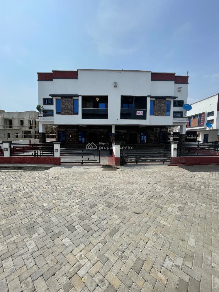4bedroom Semi Detached with a Bq, Orchid Road, Ikota, Lekki, Lagos, Semi-detached Duplex for Sale