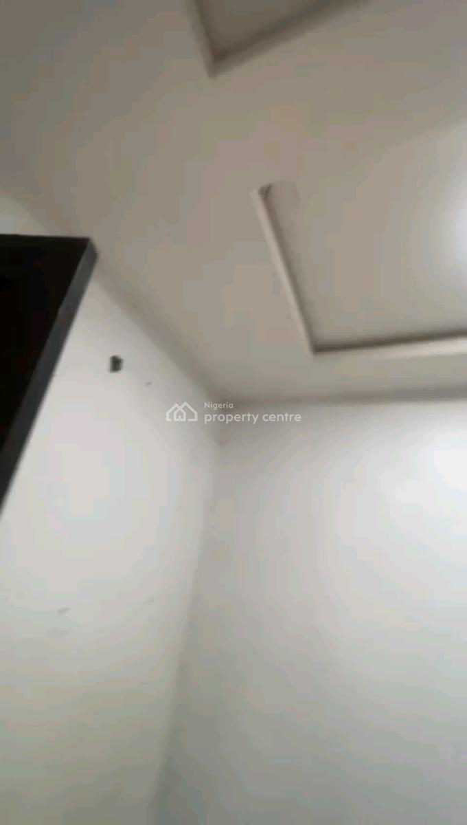 a Roomself Apartment, 4,ososa Street, Bariga Road, Bariga, Shomolu, Lagos, Self Contain (single Rooms) for Rent