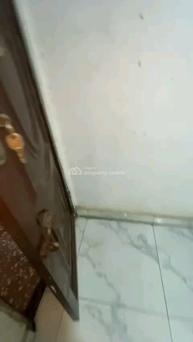 a Roomself Apartment, 4,ososa Street, Bariga Road, Bariga, Shomolu, Lagos, Self Contain (single Rooms) for Rent