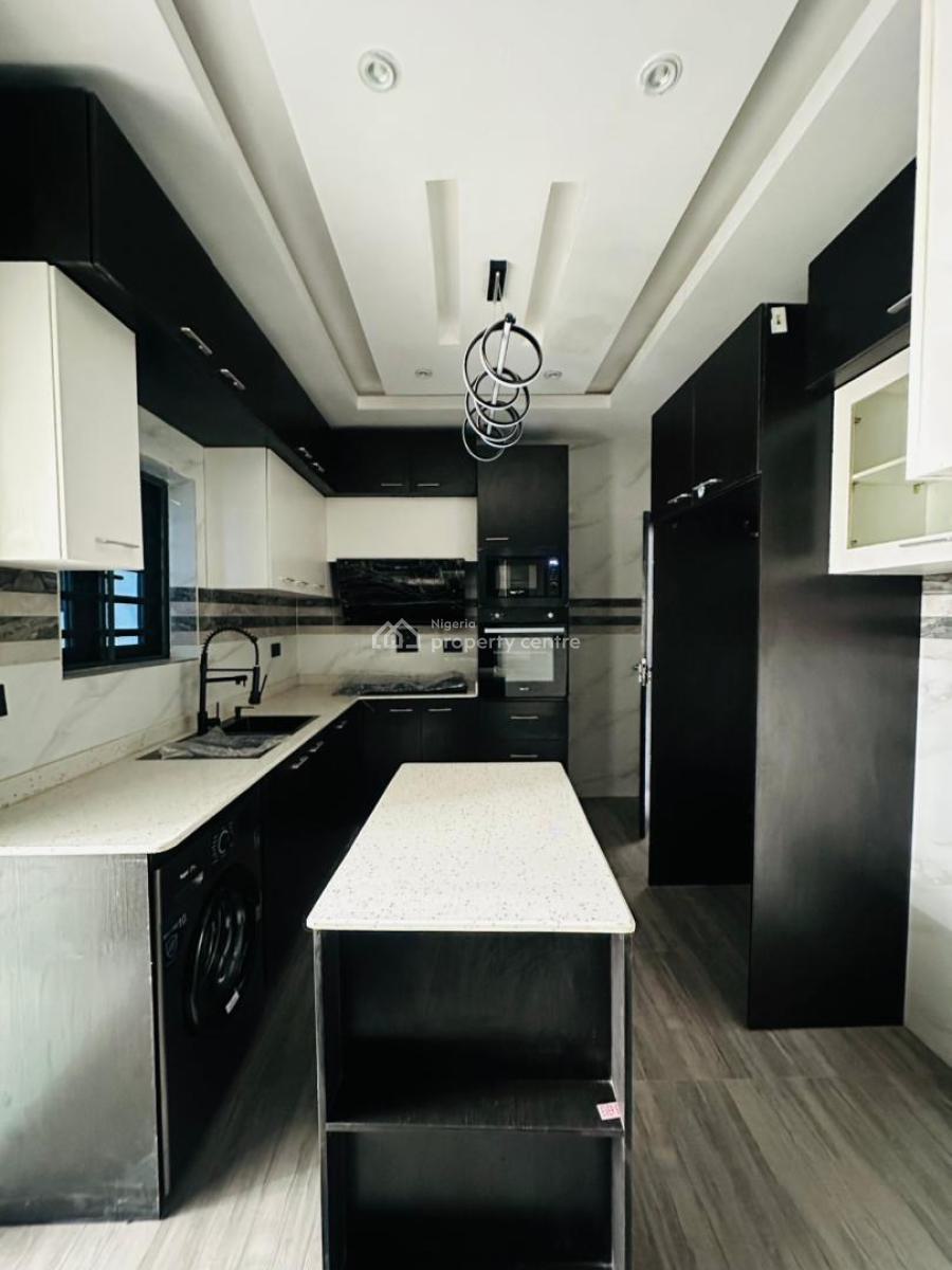 Newly Built and Secured  3 Bedroom Apartment in a Gated Estate, Maryland, Lagos, Flat / Apartment for Sale