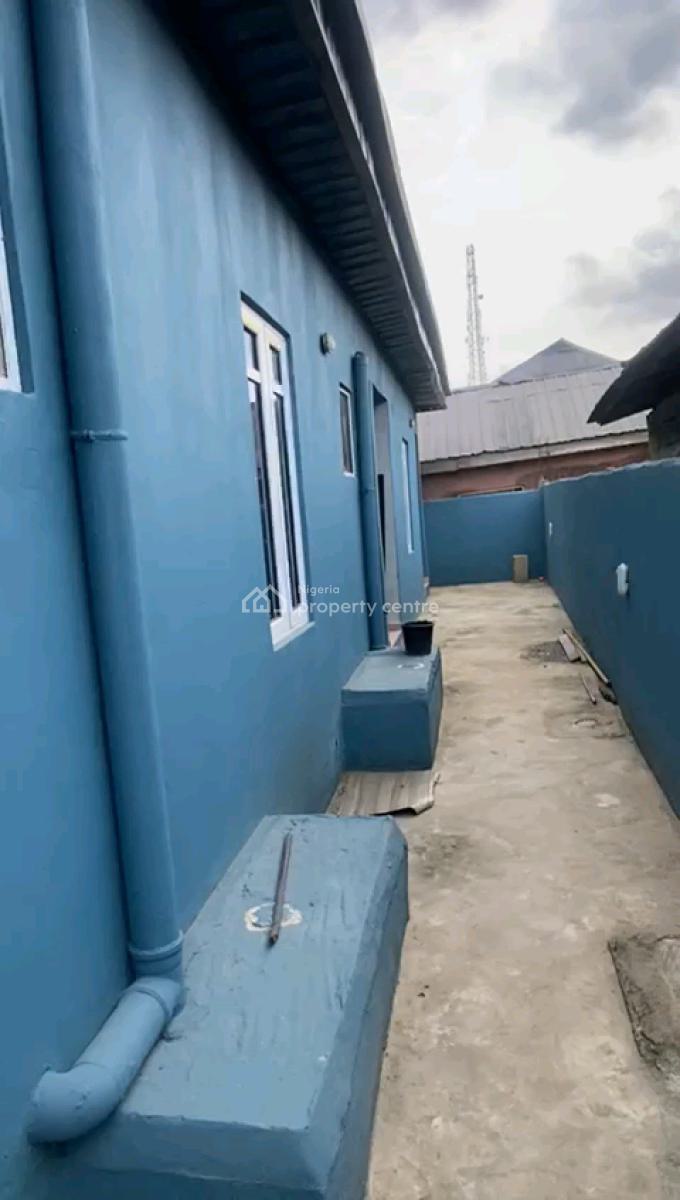Newly Renovated Spacious Mini Apartments with 1t1b, Ifako, Gbagada, Lagos, Mini Flat (room and Parlour) for Rent