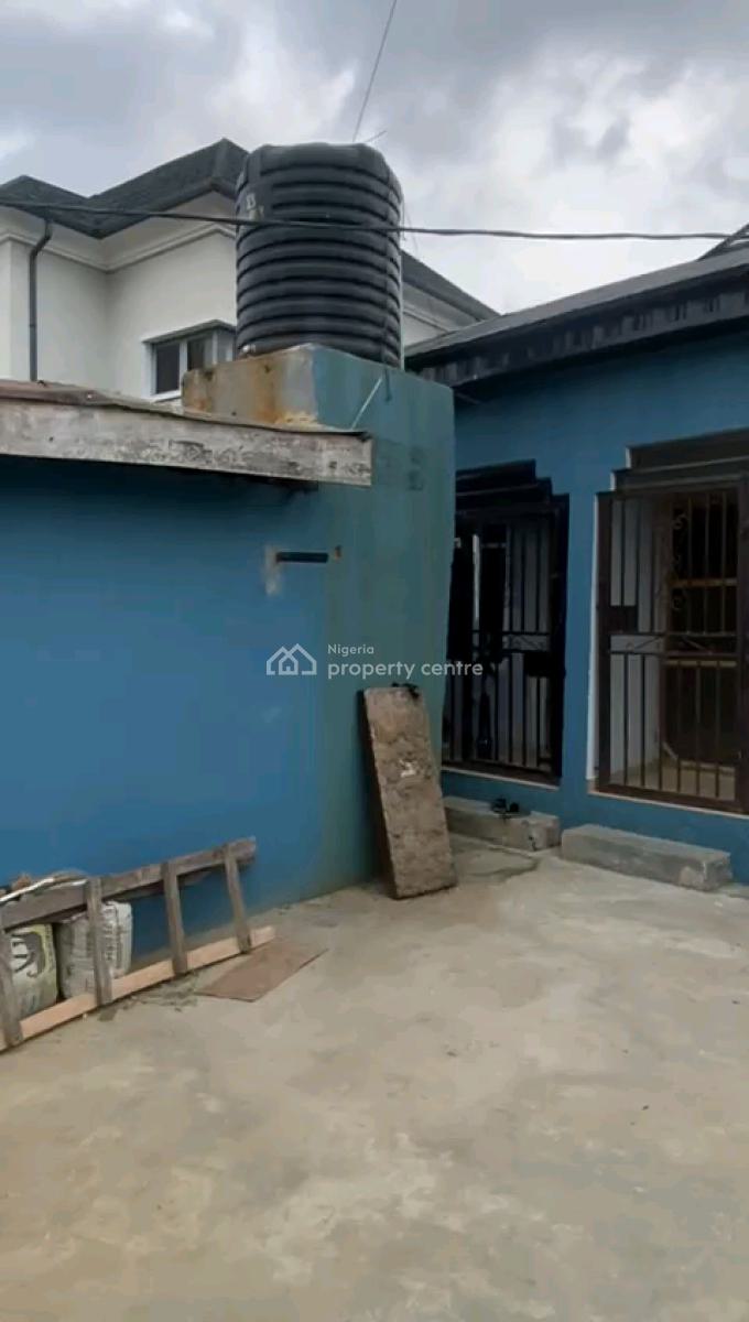Newly Renovated Spacious Mini Apartments with 1t1b, Ifako, Gbagada, Lagos, Mini Flat (room and Parlour) for Rent