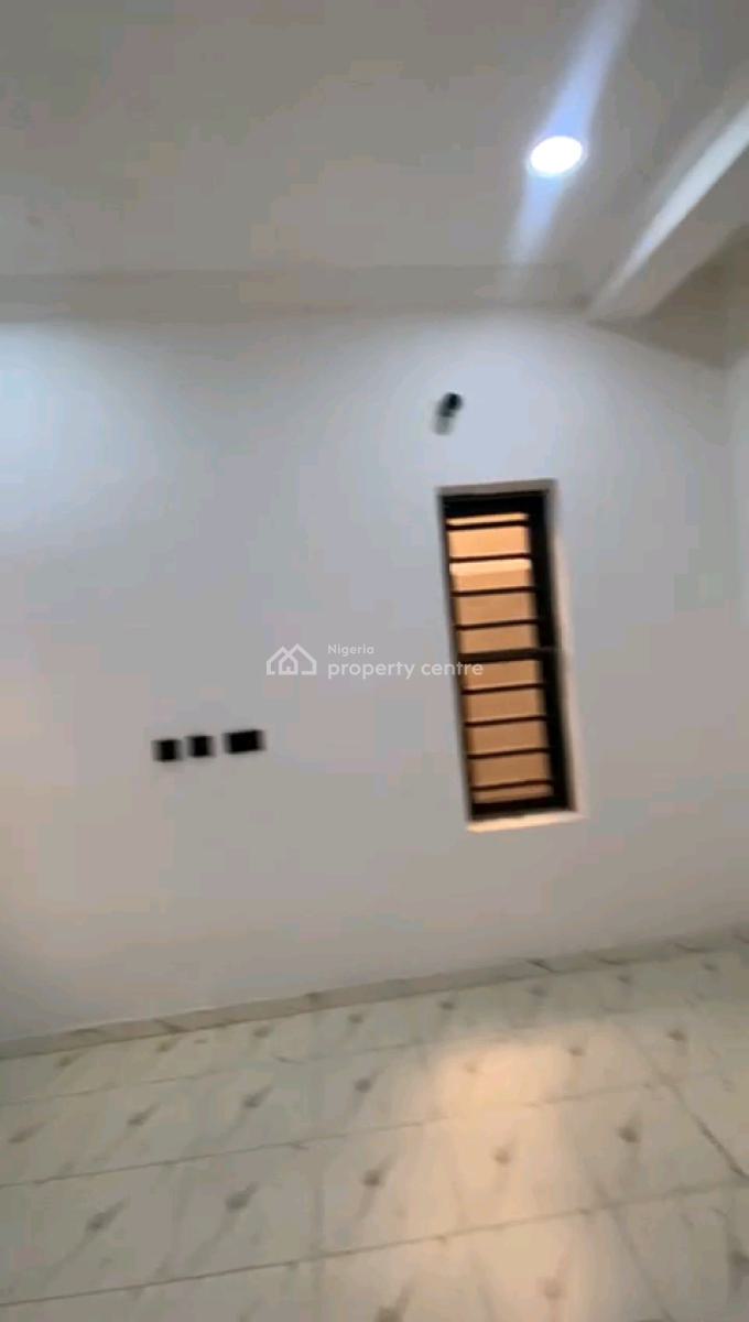 Newly Built N Nicely Finished  (self Compound) 2 Bedrooms  Up Flat, Soluyi, Gbagada, Lagos, Flat / Apartment for Rent