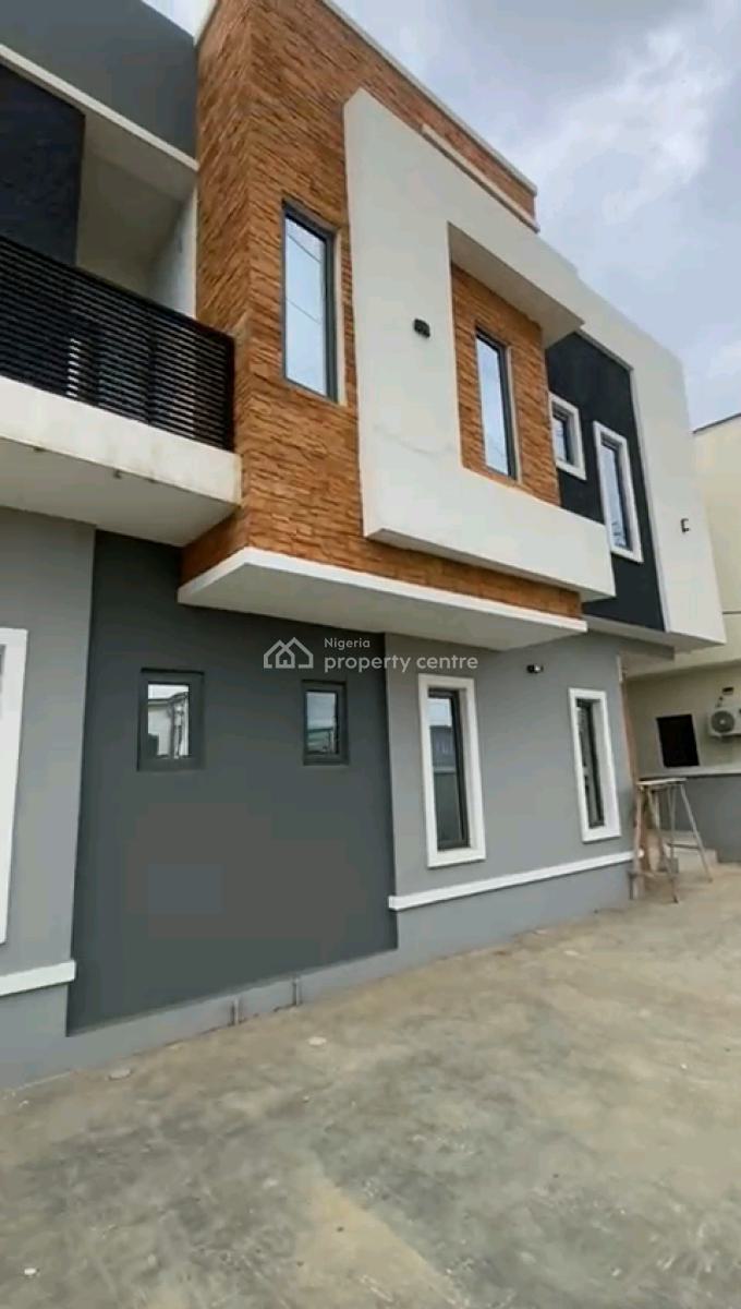 *to/lease*  Newly Built N Nicely Finished  (self Compound) 2 Bedrooms, Soluyi, Gbagada, Lagos, Flat / Apartment for Rent