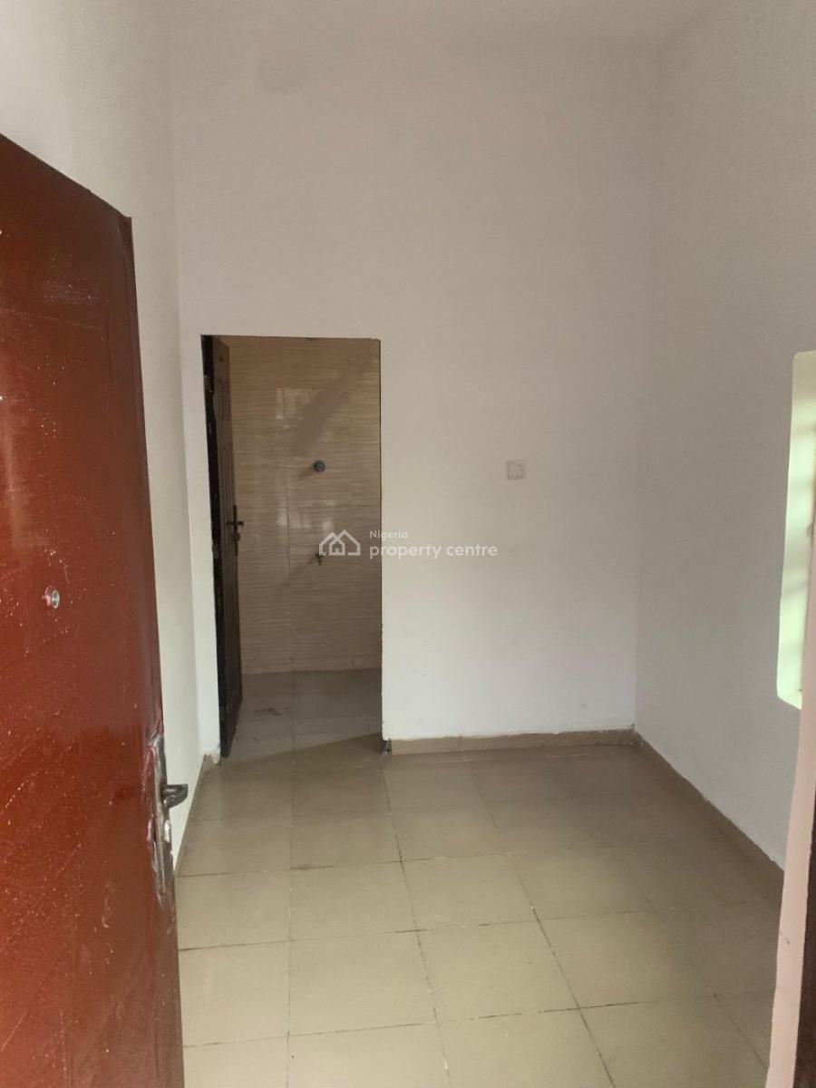 Spacious 4 Bedroom Apartment with Self Contain Bq., Ikota, Lekki, Lagos, Flat / Apartment for Rent