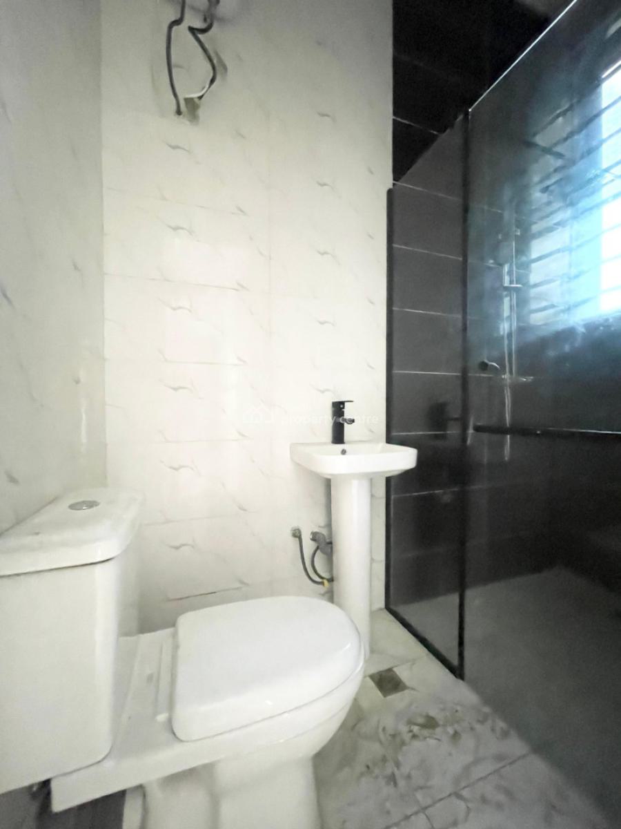 2 Bedroom Flat, Off Domino Pizza Ologolo Lagos, Ologolo, Lekki, Lagos, Flat / Apartment for Rent