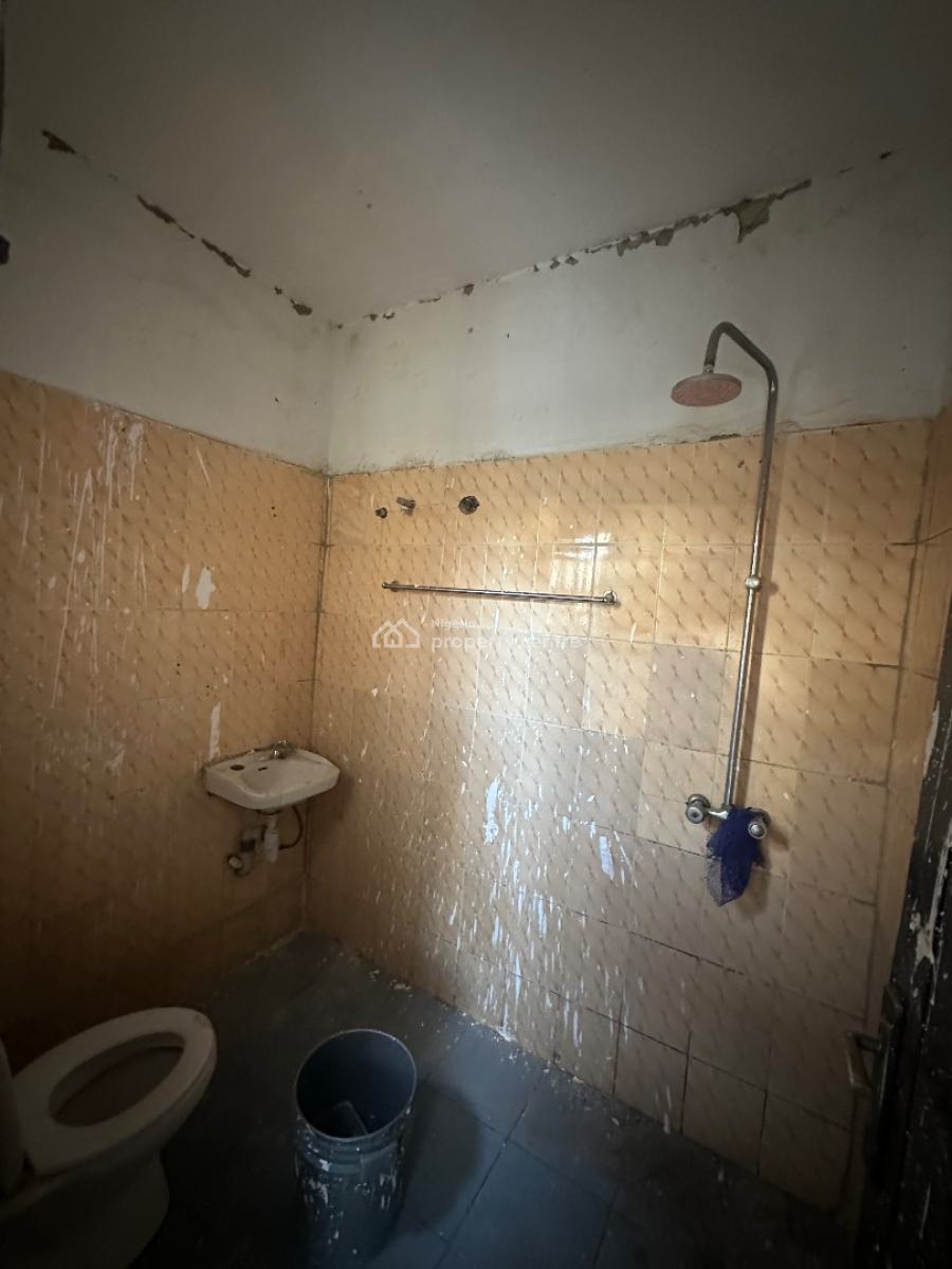 Excellent 2 Bedroom Bungalow, Zone E, Apo Resettlement, Apo, Abuja, Detached Bungalow for Rent