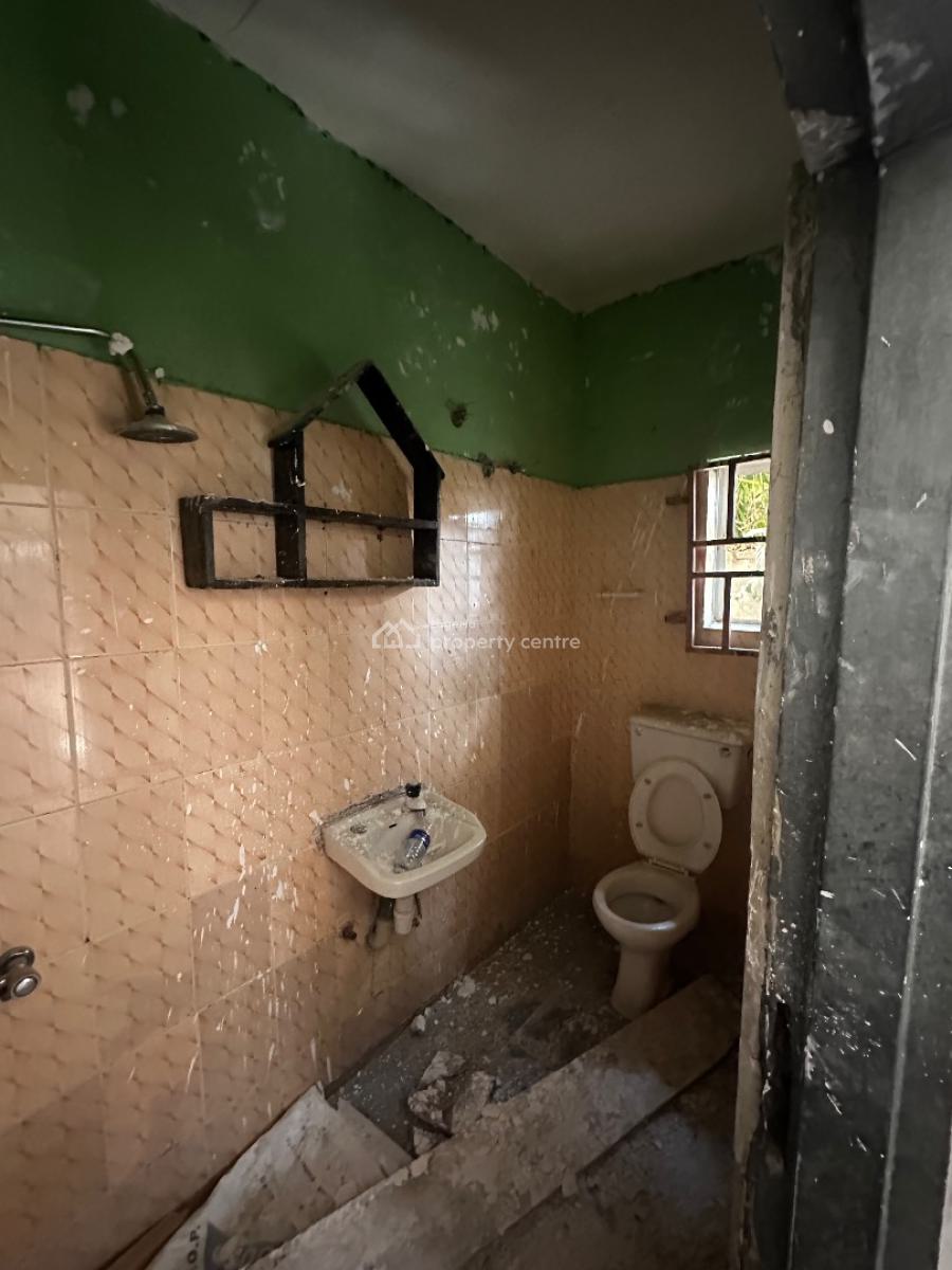 Excellent 2 Bedroom Bungalow, Zone E, Apo Resettlement, Apo, Abuja, Detached Bungalow for Rent