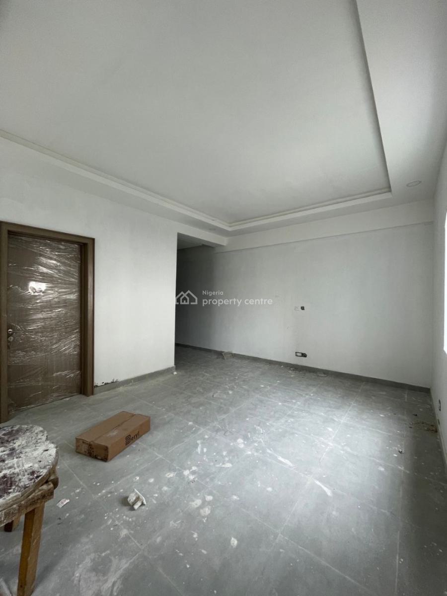 Aesthetically Pleasing 3 Bedroom Penthouse with Pool in Central Locati, Lekki Phase 1, Lekki, Lagos, Flat / Apartment for Sale