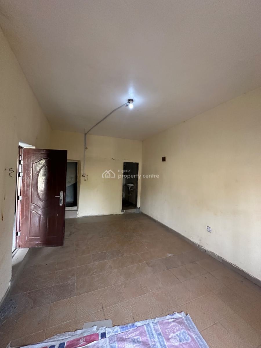 a Room Self Contain, 5th Avenue Gwarinpa, Gwarinpa, Abuja, Self Contain (single Rooms) for Rent