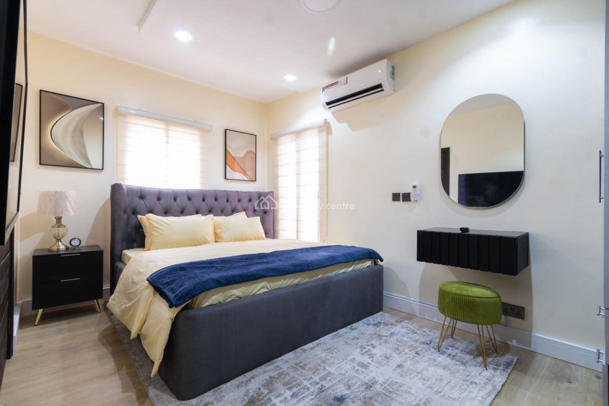 Exquisite 2bedroom Apartment, Lekki Phase 1, Lekki, Lagos, Mini Flat (room and Parlour) Short Let