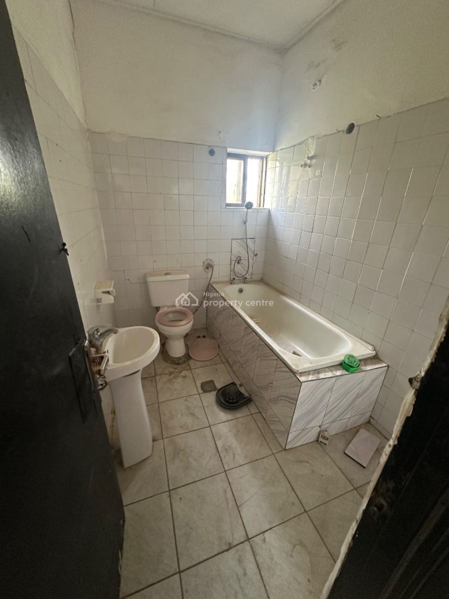 One Bedroom Apartment in a Good Environment, 5th Avenue, Gwarinpa, Abuja, Mini Flat (room and Parlour) for Rent