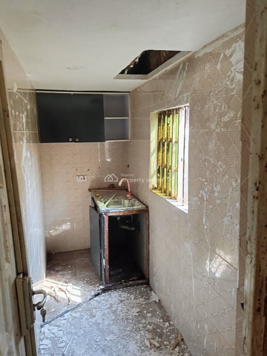 Standard 1 Bedroom Apartment Opp. Dantata Estate, Opposite Dantata Estate Kubwa, Kubwa, Abuja, House for Rent