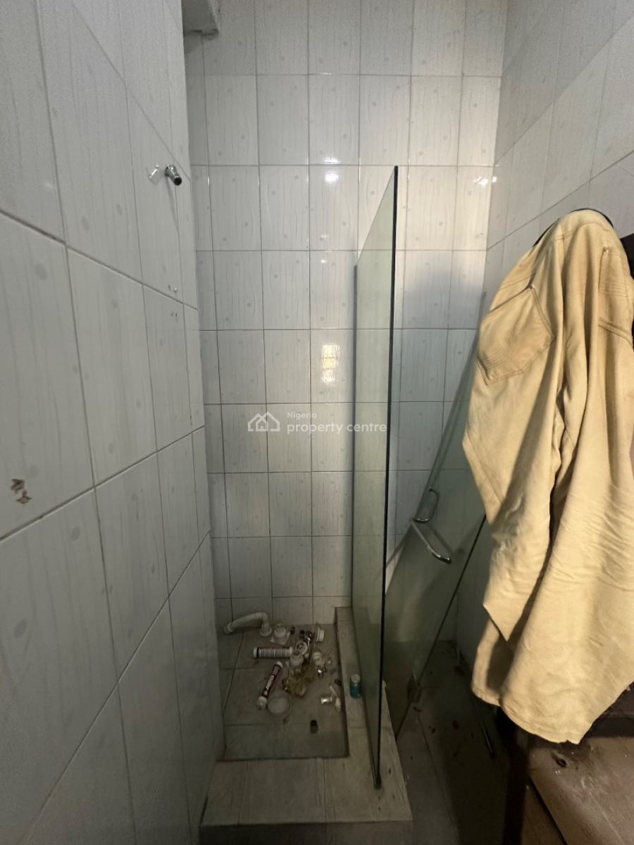 Self Contain Apartment ( Shared Kitchen), 6th Avenue After Charlie Boy, Gwarinpa, Abuja, Self Contain (single Rooms) for Rent