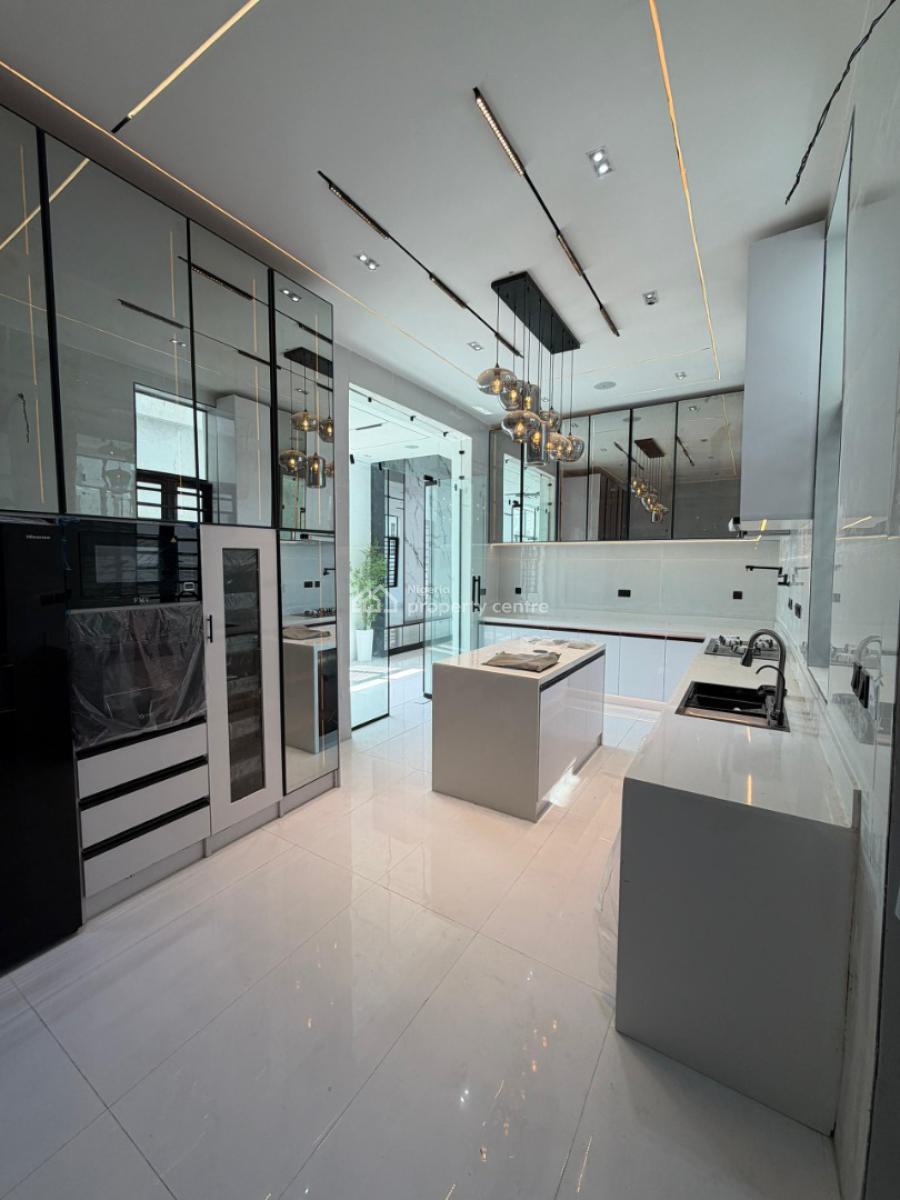 Comtemporary Built 5 Bedroom Fully Detached Duplex with Pool & Bq., Lekki, Lagos, Detached Duplex for Sale