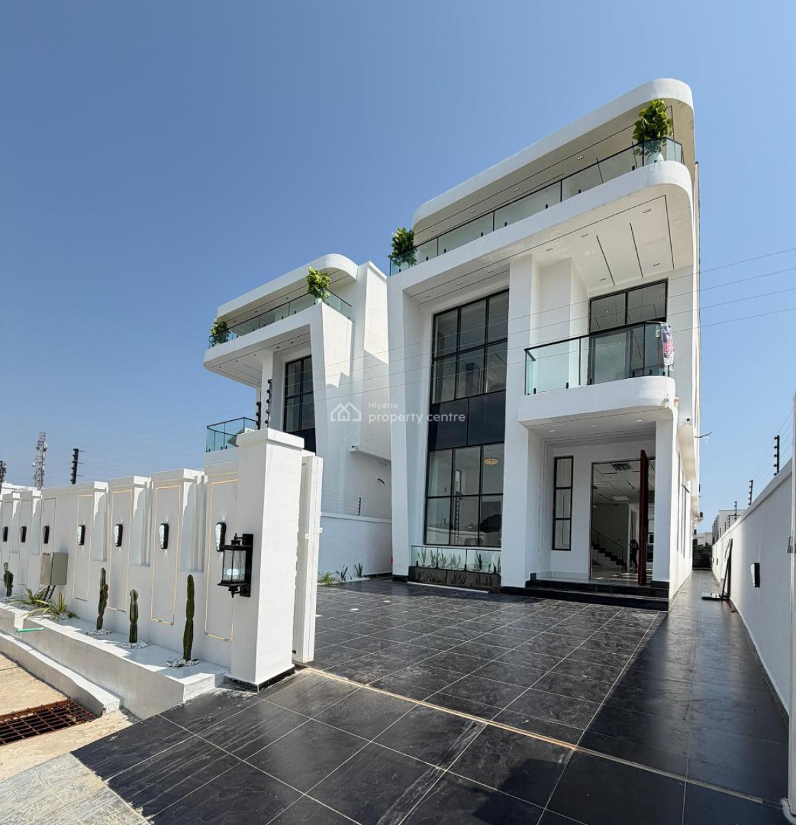 Comtemporary Built 5 Bedroom Fully Detached Duplex with Pool & Bq., Lekki, Lagos, Detached Duplex for Sale