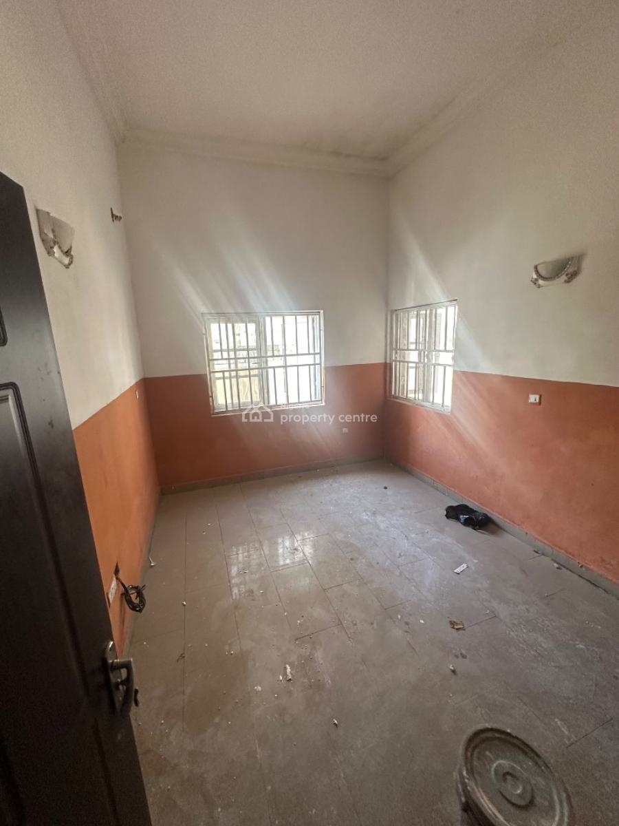 a Sizable Room Self Contain Apartment( Sharing Kitchen), 6th Avenue After Charlie Boy, Gwarinpa, Abuja, Self Contain (single Rooms) for Rent