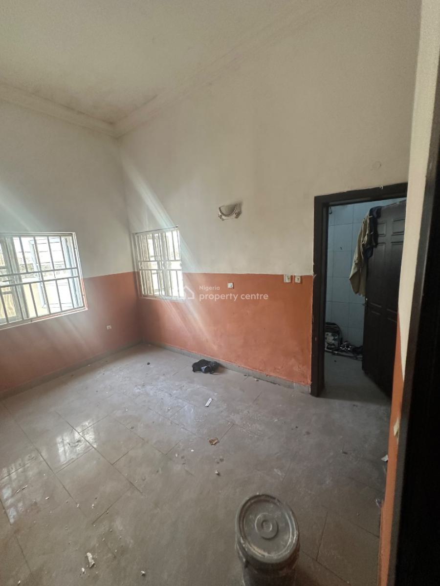 a Sizable Room Self Contain Apartment( Sharing Kitchen), 6th Avenue After Charlie Boy, Gwarinpa, Abuja, Self Contain (single Rooms) for Rent