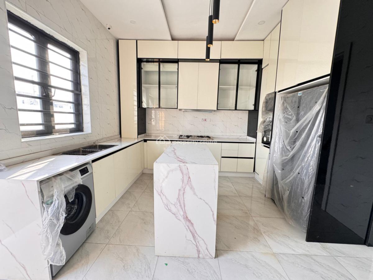 Luxurious Four-bedroom Detached Duplex Featuring a Bq and a Swimming P, Chevron Toll Gate, Orchid, Lekki, Lekki, Lagos, Detached Duplex for Sale