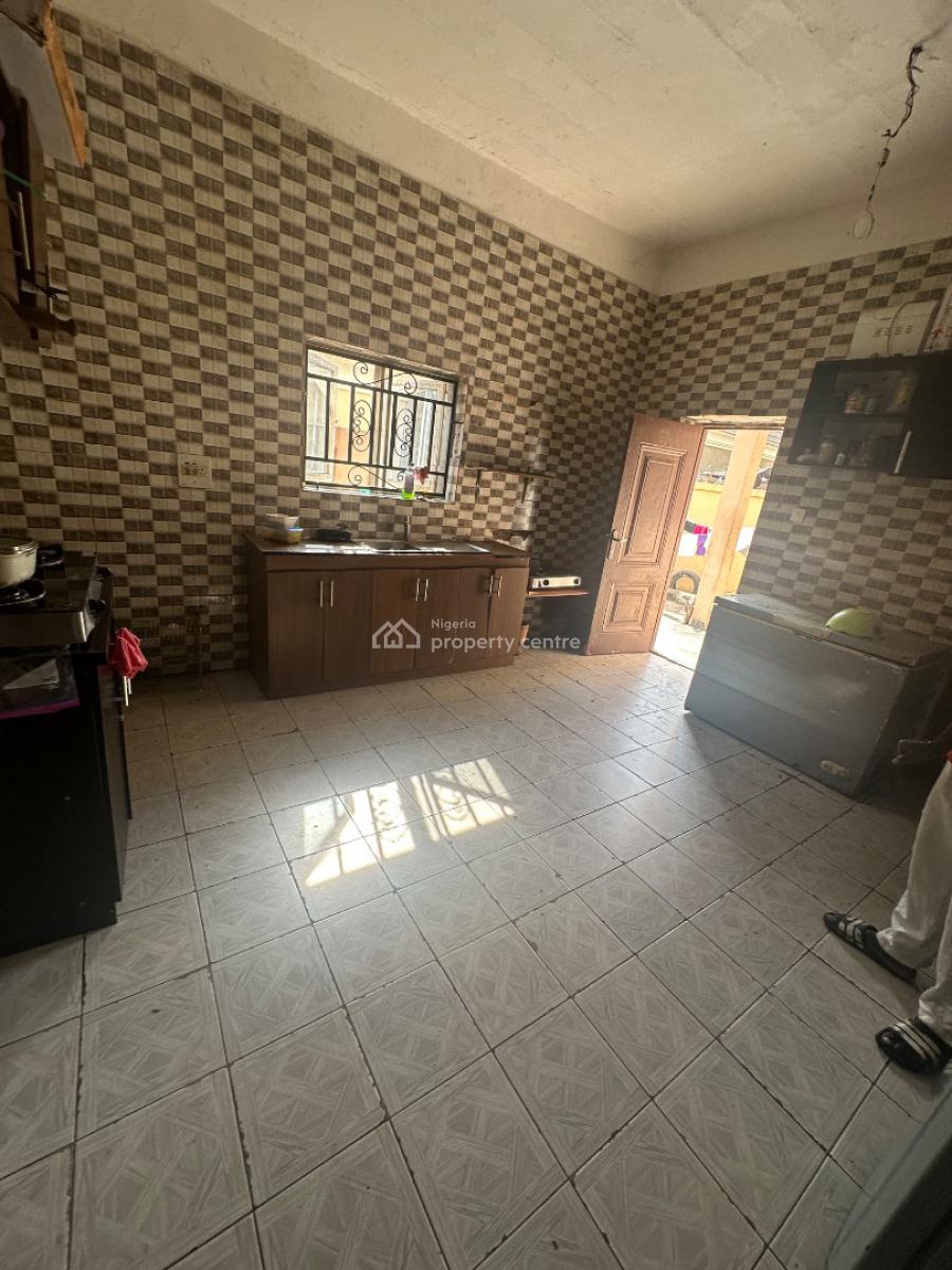 a Room Self Contain ( Sharing Kitchen) in a Sweet Environment, Mab Global Estate Gwarinpa Extension, Gwarinpa, Abuja, Self Contain (single Rooms) for Rent