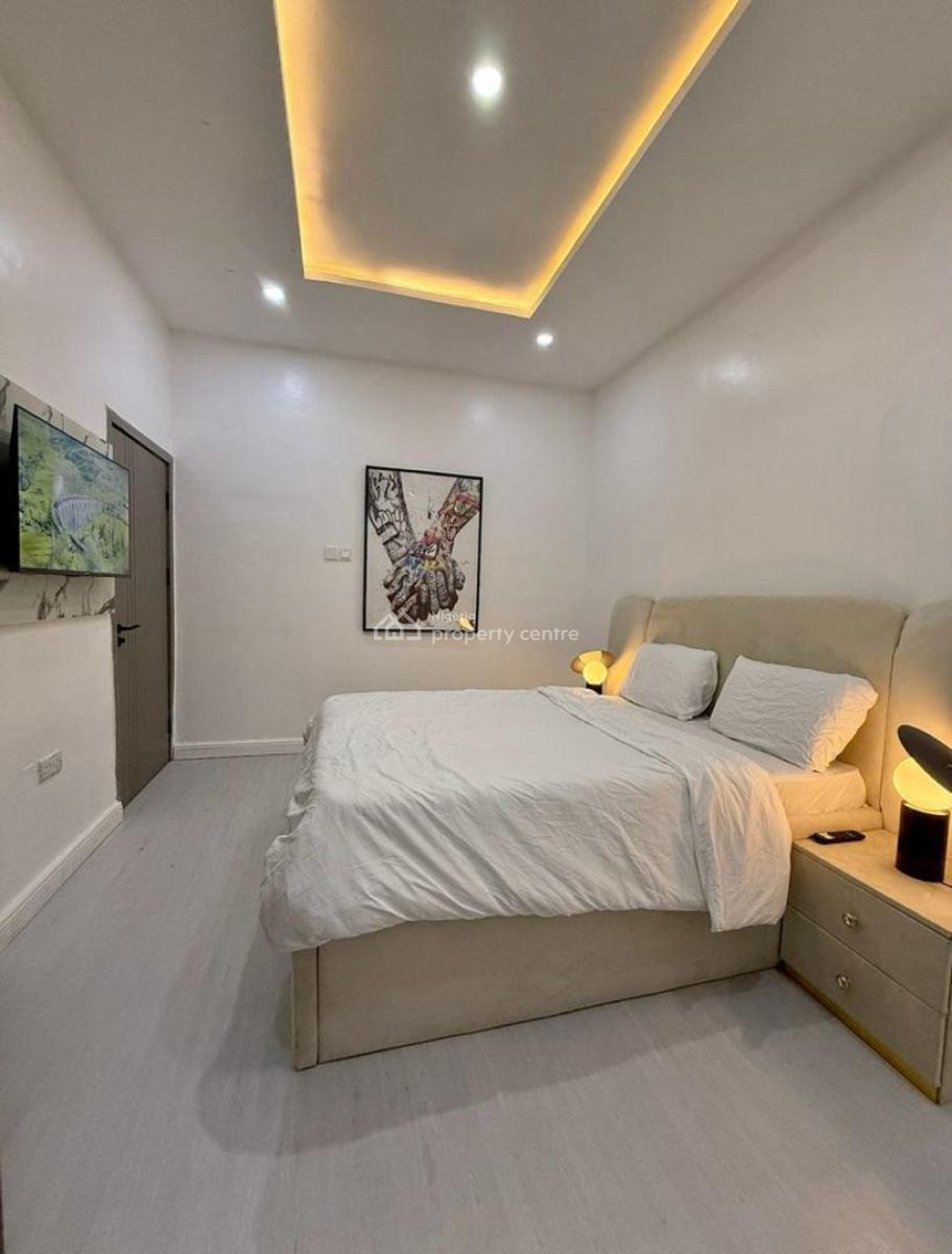 Four Bedroom Deluxe Apartment, Lekki, Lagos, Mini Flat (room and Parlour) Short Let
