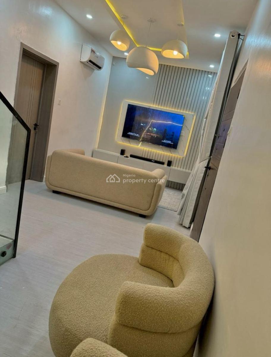 Four Bedroom Deluxe Apartment, Lekki, Lagos, Mini Flat (room and Parlour) Short Let