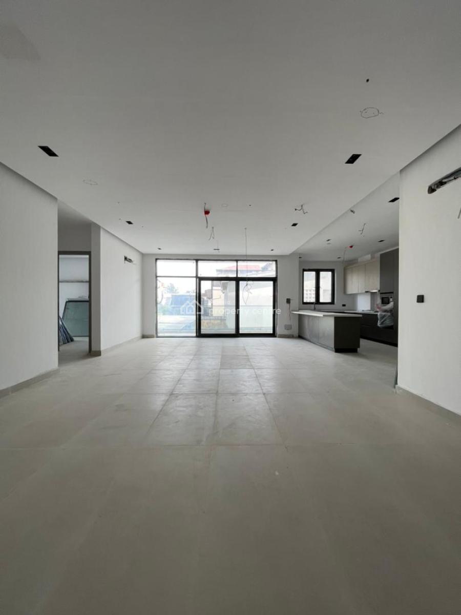 3 Bedroom Apartment at Lekki Phase 1, Lekki Phase 1, Lekki, Lagos, Flat / Apartment for Sale