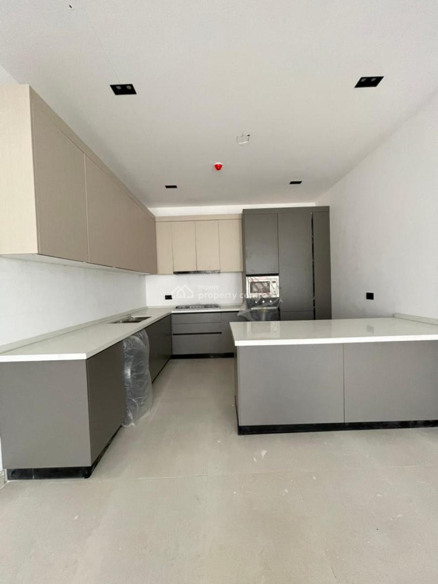 3 Bedroom Apartment at Lekki Phase 1, Lekki Phase 1, Lekki, Lagos, Flat / Apartment for Sale